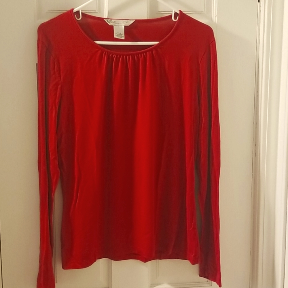 Red long sleeve t shirt